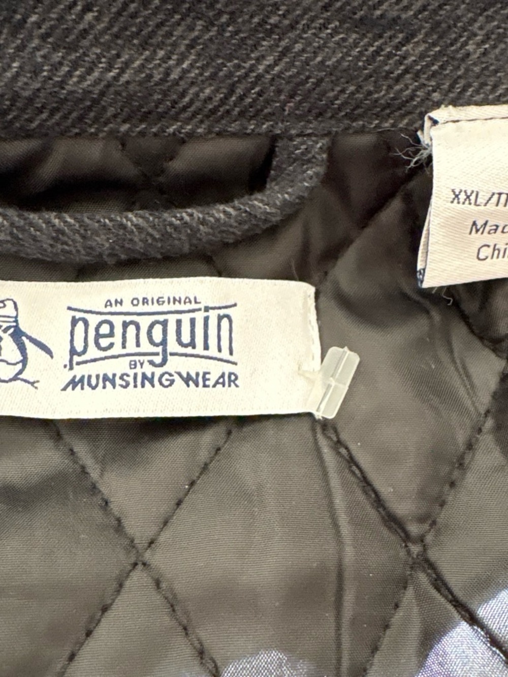 Original penguin man’s dark gray sweatshirt with quilted lining. XXL - Picture 5 of 9